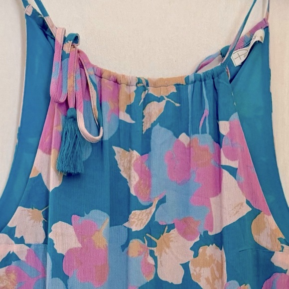 BAHAMA BLUES SUMMER FLORAL DRESS. LINED, MINI LENGTH, HALTER NECKLINE. GREAT CON - Picture 9 of 16